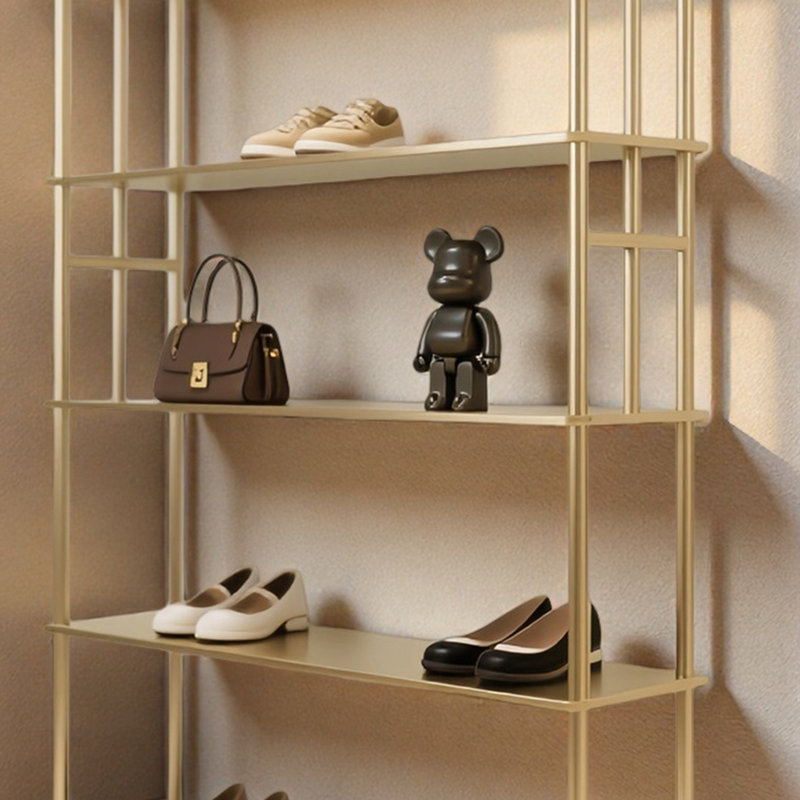 Étagère de présentation en métal doré à 5 niveaux, (5 tablettes) H 68,9 po x l 39,37 po x P 11,81 po