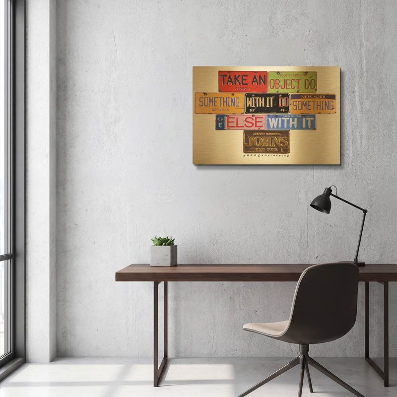 «Johns Objet» par Gregory Constantine, art mural en métal doré, 36 po x 24 po, 36 po x 24 po