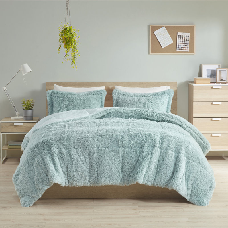 Brielle Shaggy Faux Fur Comforter Set with Faux Mink Reverse, King/Cal. King Comforter + 2 King Shams, Aqua
