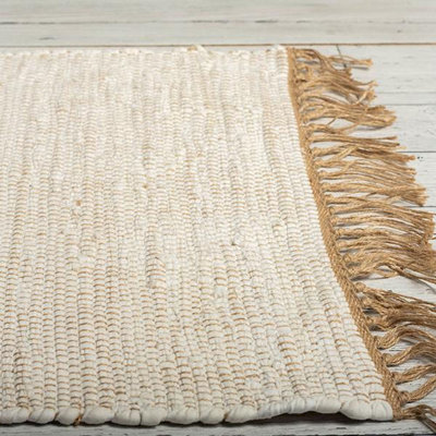 Tapis en jute de coton noir et gris avec franges brunes Cera