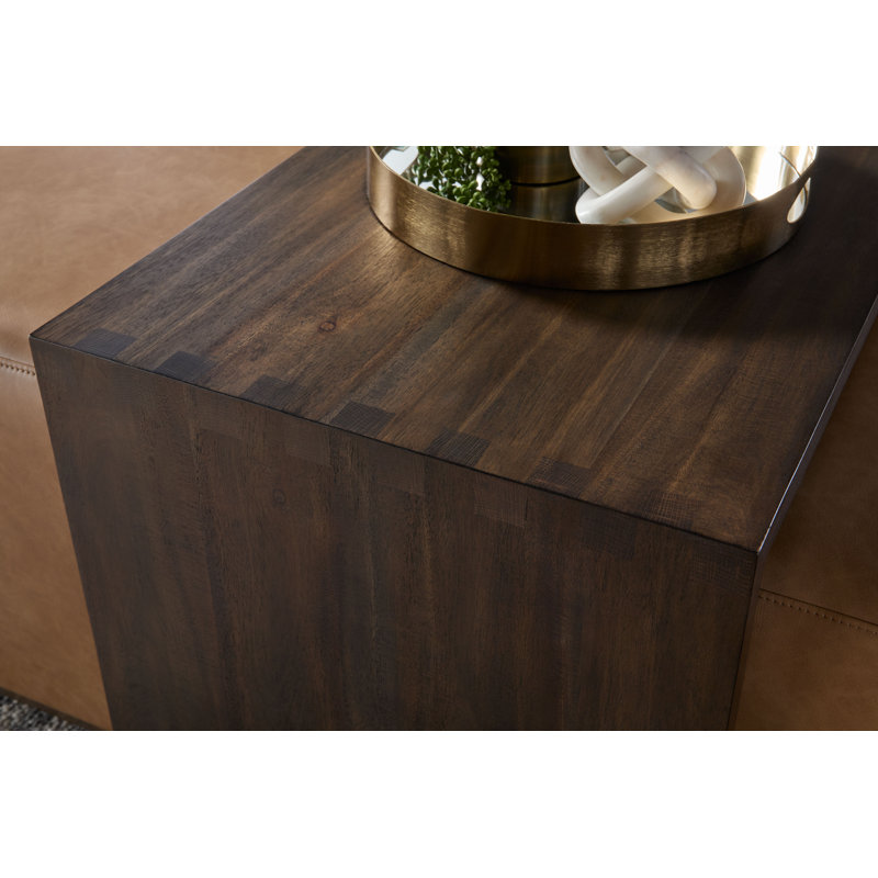 Table basse rembourrée Letisia Dovetail