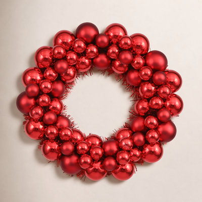 Couronne de boules brillantes et mates
