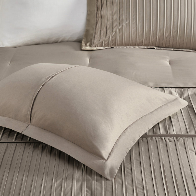 Édredon grand 7 pièces Taupe Charmeuse, coussin décoratif avec broderie au design moderne, lavable à la machine