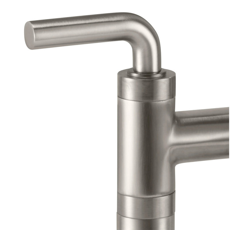 Descanso Tub Filler with Diverter, Lever Handle, Satin Nickel/Silver