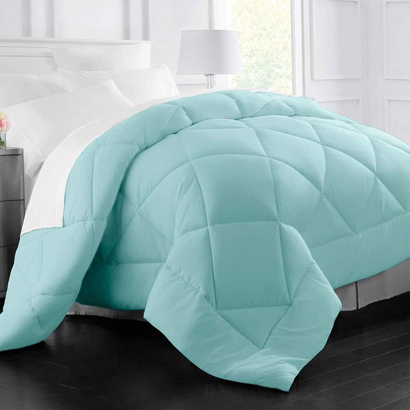 Queen All Season Microfiber Down Alternative Comforter