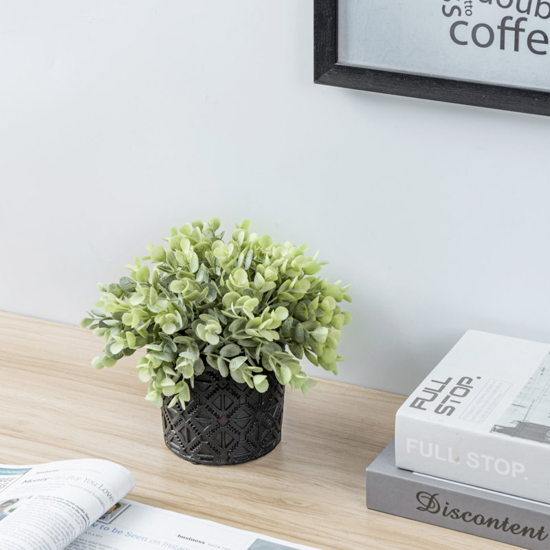 Faux plantes artificielles de 6,7 po avec pot en relief noir