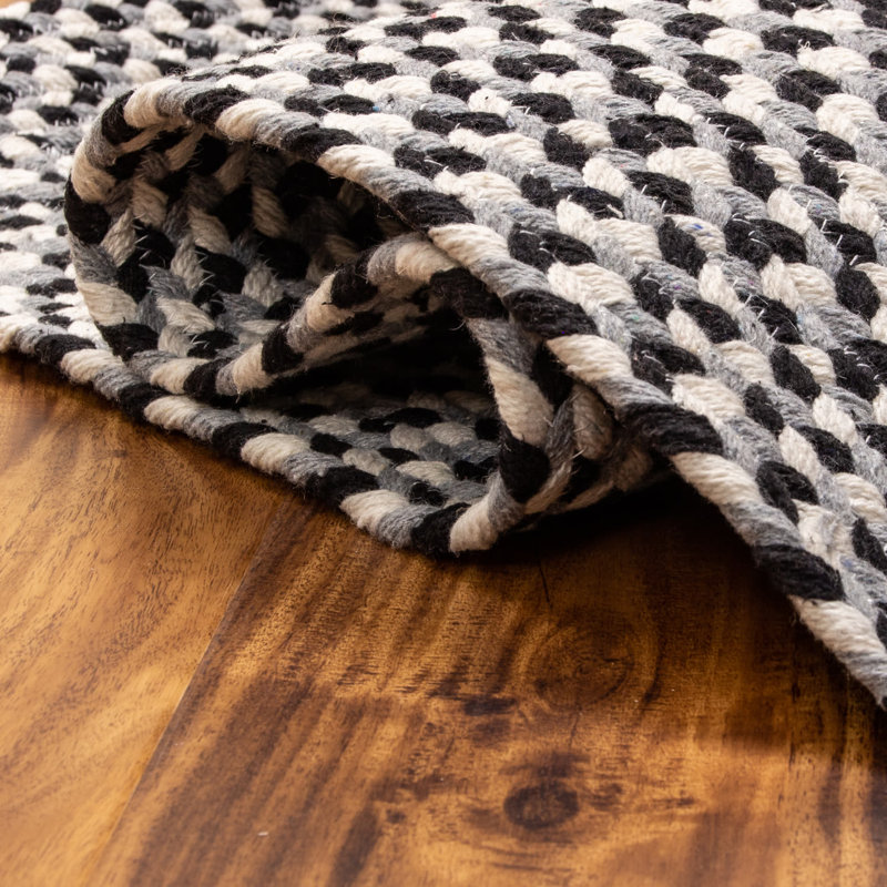 Tapis tressé à la main Tarryn, Rectangle 4 pi x 6 pi