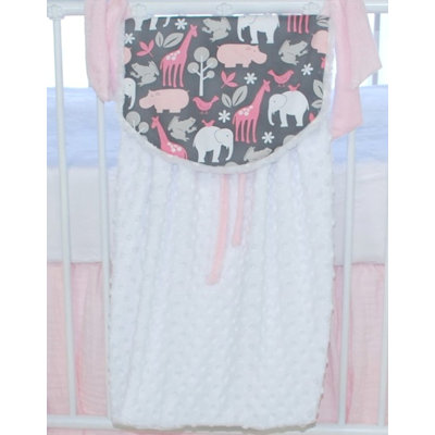 Alaniz Animals Safari Animals Crib Diaper Stacker