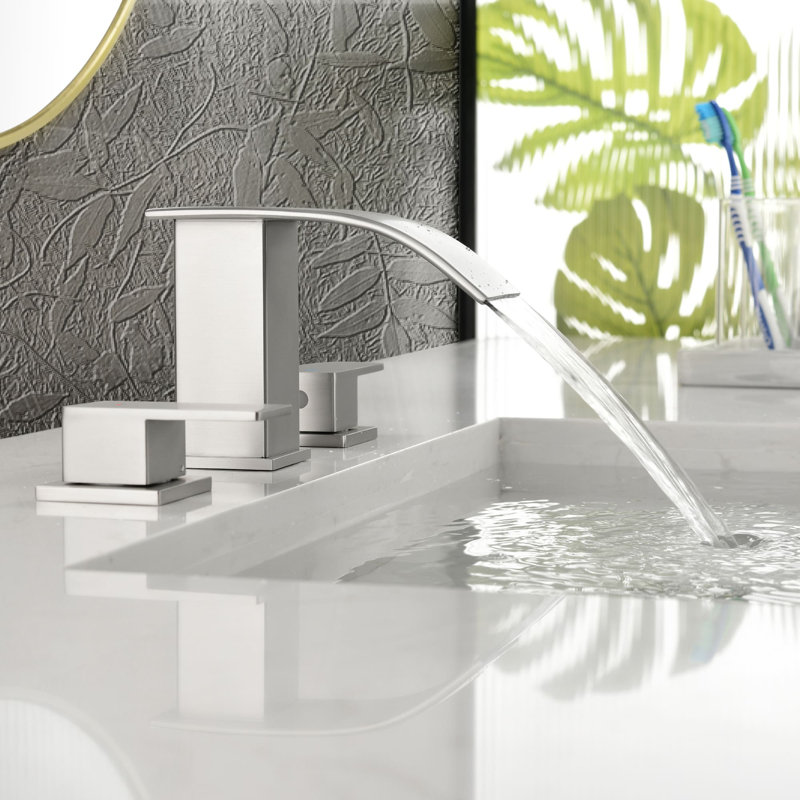 2-handle Bathroom Faucet with Drain Assembly, Brushed Nickel