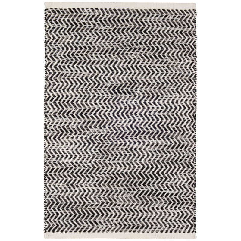 Coastal Black Handwoven Indoor/Outdoor Rug, Rectangle 2' x 3'