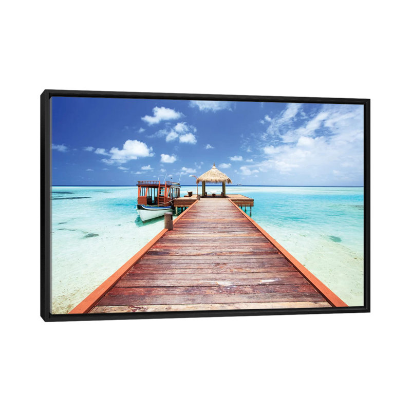 «Pier To Tropical Sea In The Maldives» par Matteo Colombo, impression sur toile, H 18 po x l 26 po x P 1,5 po, Pas de tapis