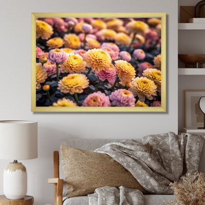 «Yellow Yellow Pink Chrysanthemums Field» sur impression sur toile