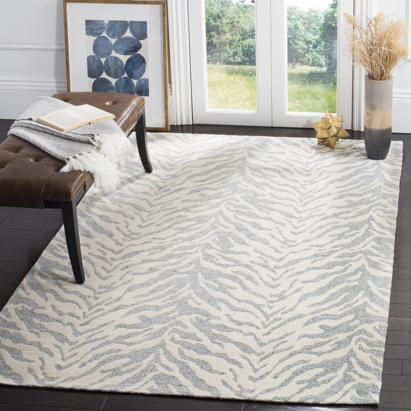 Cabildo Hand Loomed Performance Animal Print Rug, Rectangle 4' x 6'