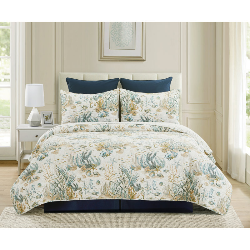Cerulean Shores Twin Blue Cotton Reversible Quilt Set