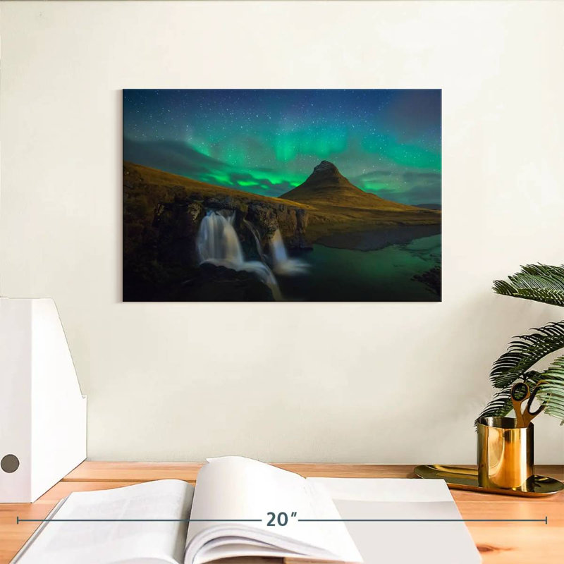 Alvord Kirkjufell Aurore boréale