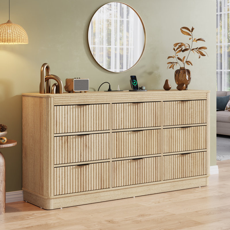 Fluted 9 Drawers Dresser For Bedroom, 63'' W Chest Of Drawers With Power Outlet & Metal Handle, Fluted Fronts, Modern Dresser TV Stand, Wood Clothes Storage Organizer For Living Room, Hallway