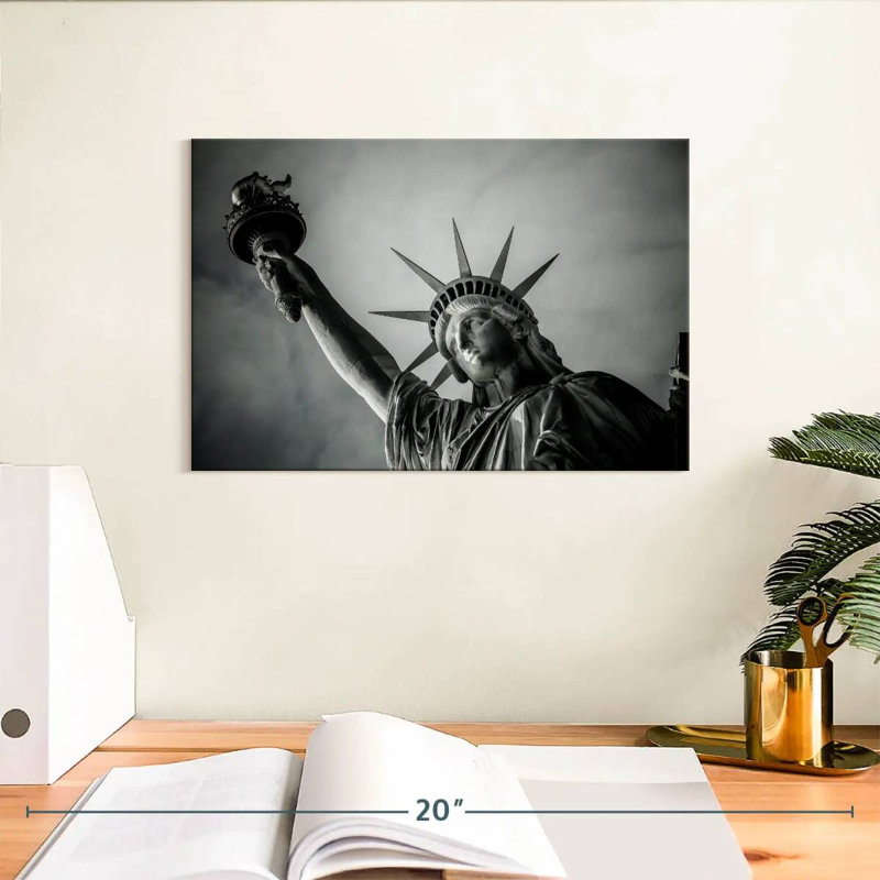 Statue de la liberté Nicci, H 8 po x l 12 po