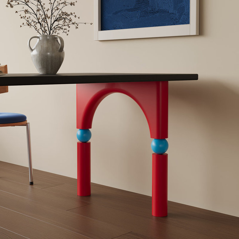 Simple, Fashionable and Creative Dining Table