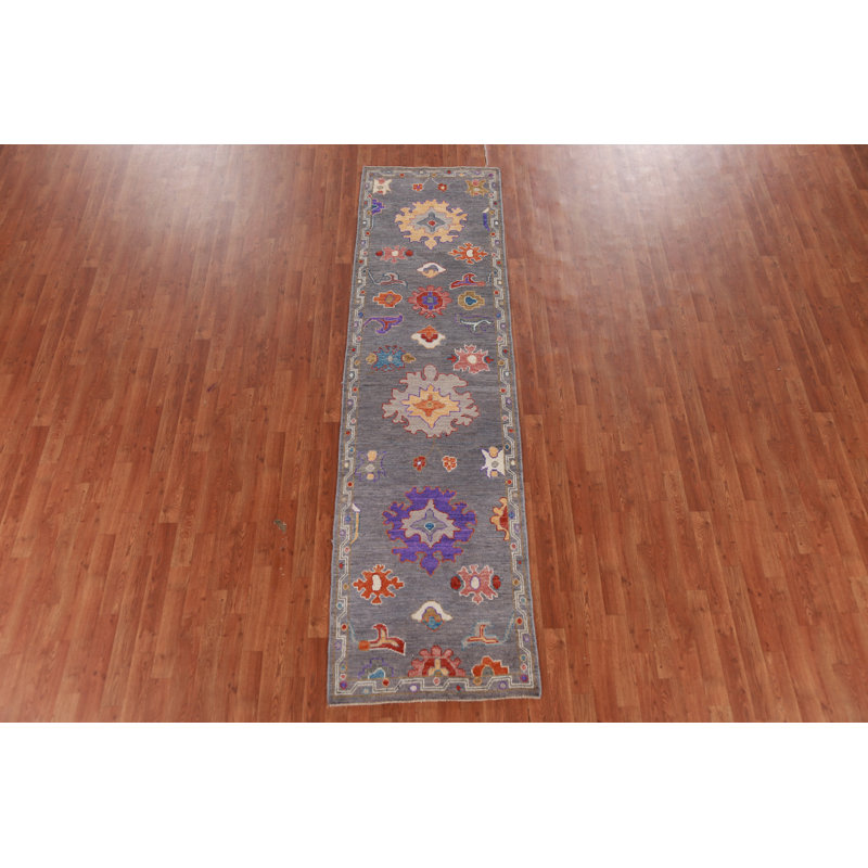 Tapis gris à motif floral Oushak