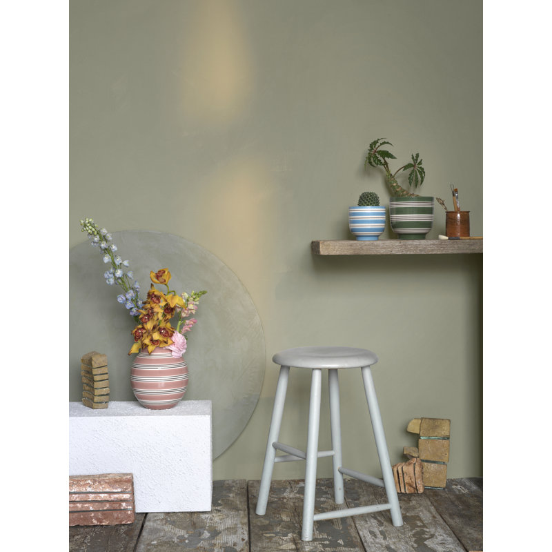 Omaggio Nuovo Handmade Faience Table Vase