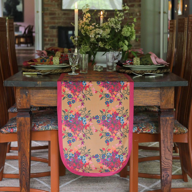 Table Runner Blumen Orange, 12" x 78" Runner