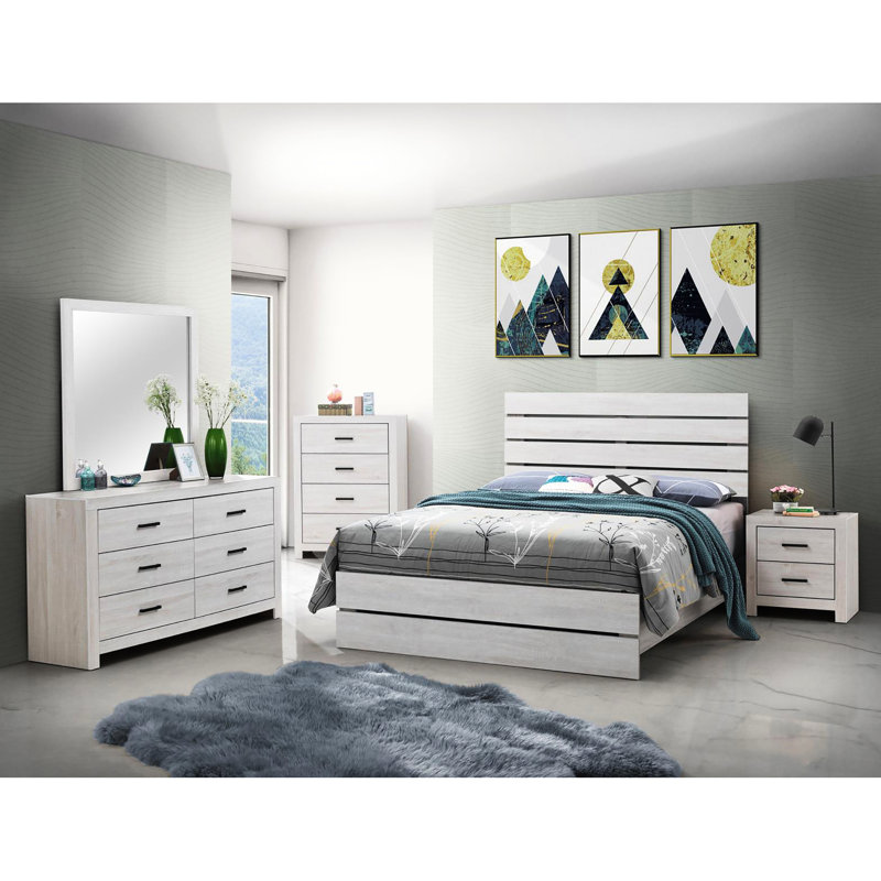 Grand lit à lattes avec tête de lit - Conception élégante pour un panneau de chambre à coucher dans une ambiance chaleureuse