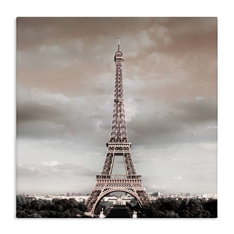 «Stormy View Eiffel Tower», art mural sur toile par Danita Delimont, H 17 po x l 17 po