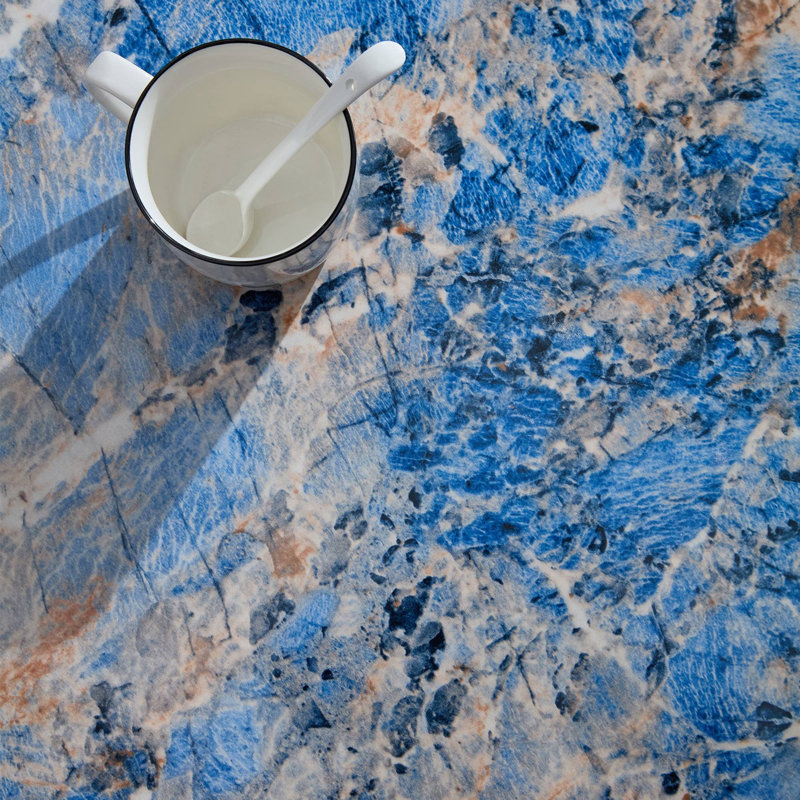 Table d'appoint en marbre naturel The Ovale dans le salon (table incluse seulement), Bleu
