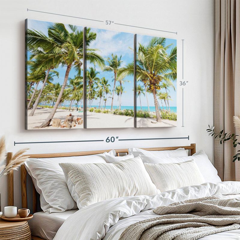 «Coconut Palm Beach» sur toile, H 36 po x l 57 po