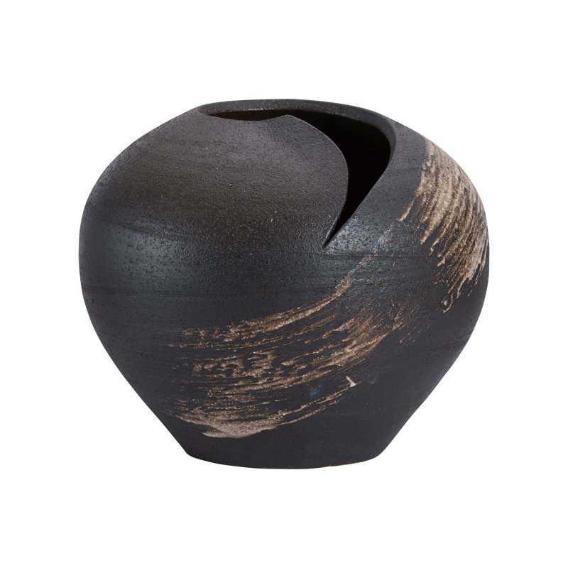 Miho Vase