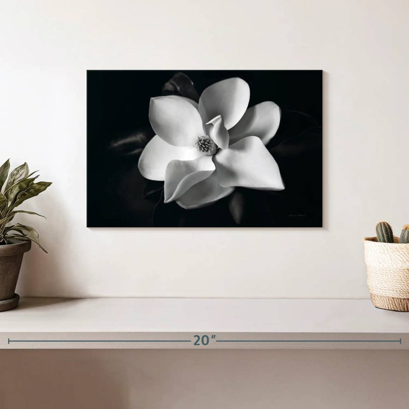 Harnek Magnolia en fleurs II, H 8 po x l 12 po