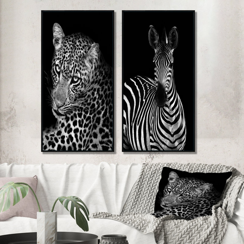 Leopard en noir et blanc II - ensemble de 2 reproductions sur toile, H 32 po x l 32 po x P 1 po, Cadre flottant noir