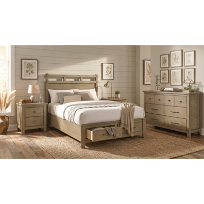 Hartley Vineyard Oak Queen 4-Piece Bedroom Set