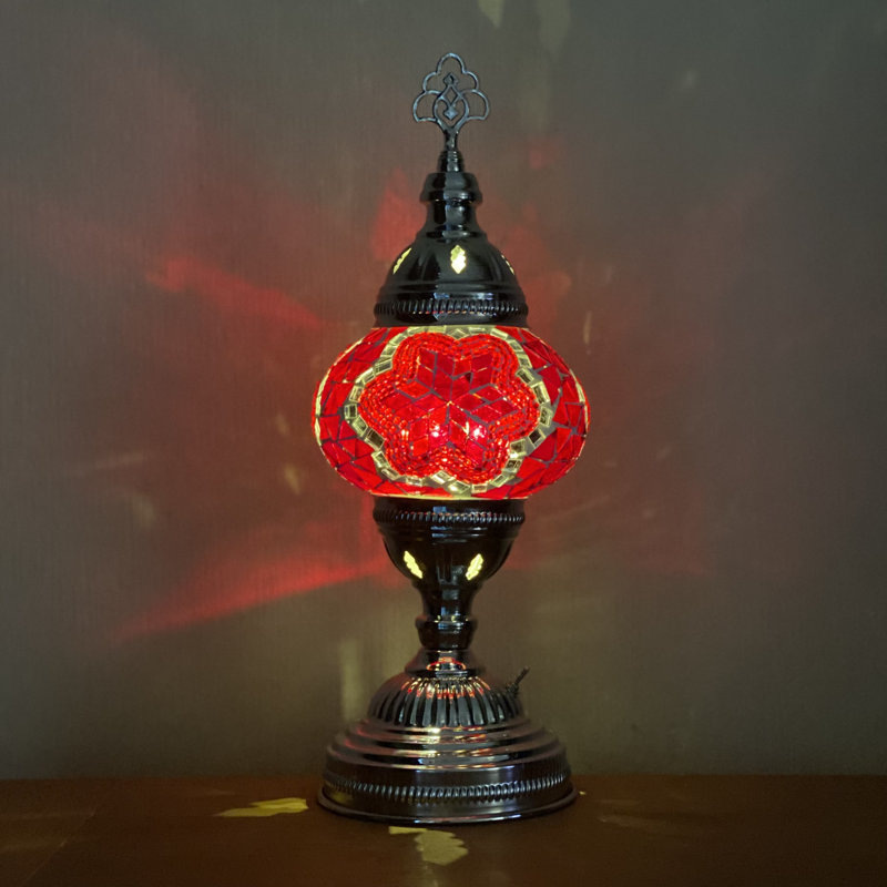 Kearns Metal Lamp, Red