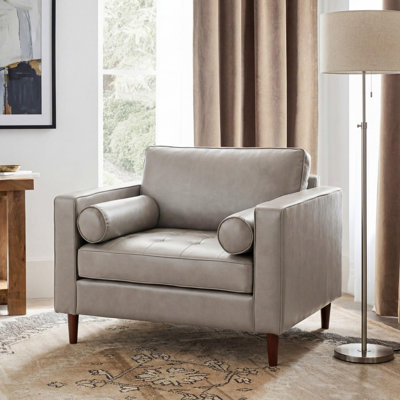 Bruch Tufted Club Chair, Accent chair, Reading chair with wood legs