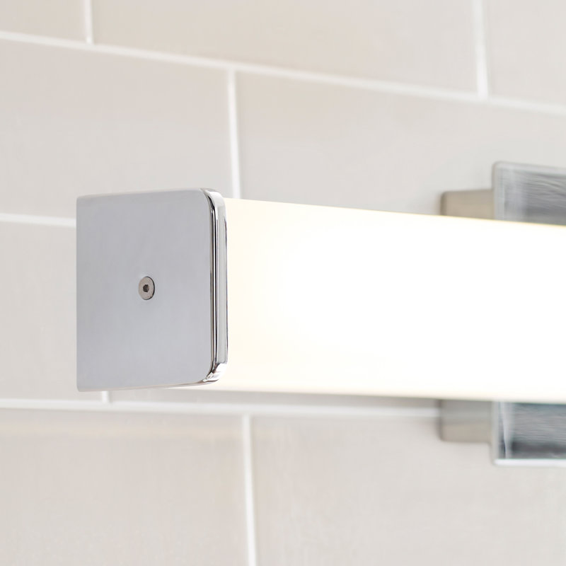 Lynn 1 - Light LED Bath Bar, Chrome