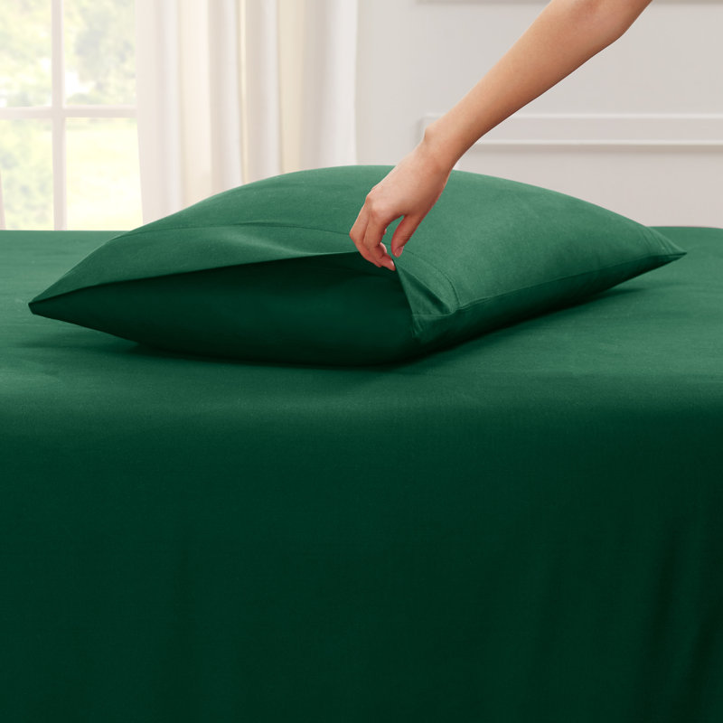 Hunter Green California King Deep Pocket Microfiber Sheet Set