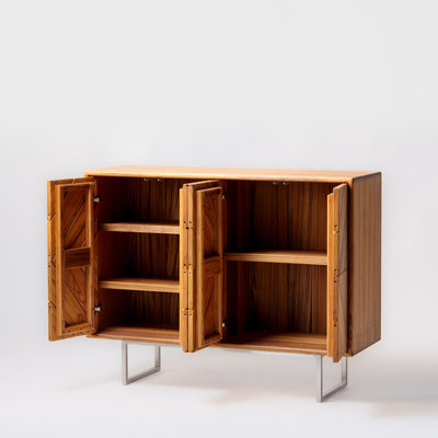 Buffet simple en bois massif avec rangement