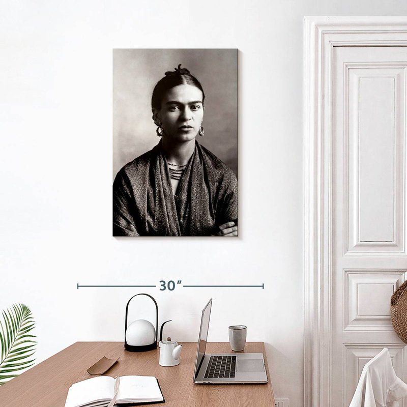 Portrait de Leisha de Frida Kahlo, H 30 po x l 20 po