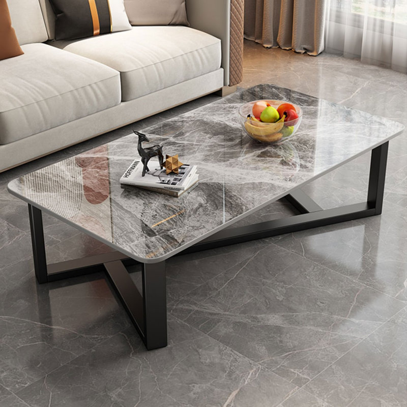 Table basse grise frittée grise + métal, H 16,93 po x L 47,24 po x l 23,62 po