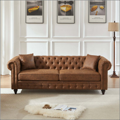 Salon avec canapé Chesterfield en tissu technique et accoudoirs roulés Canapé 3 places avec boutons et 2 coussins pour un appartement, un bureau ou un salon