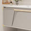 Armoire de salle de bain minimaliste de style italien-110693061