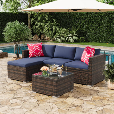 Ensemble de meubles de patio en osier 5 pièces avec canapé modulaire en L, coussins et table basse pour porche de jardin