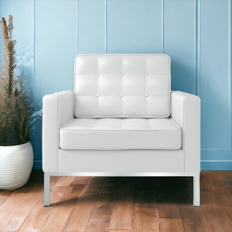 Fauteuil club capitonné en cuir italien 31 po blanc et argent