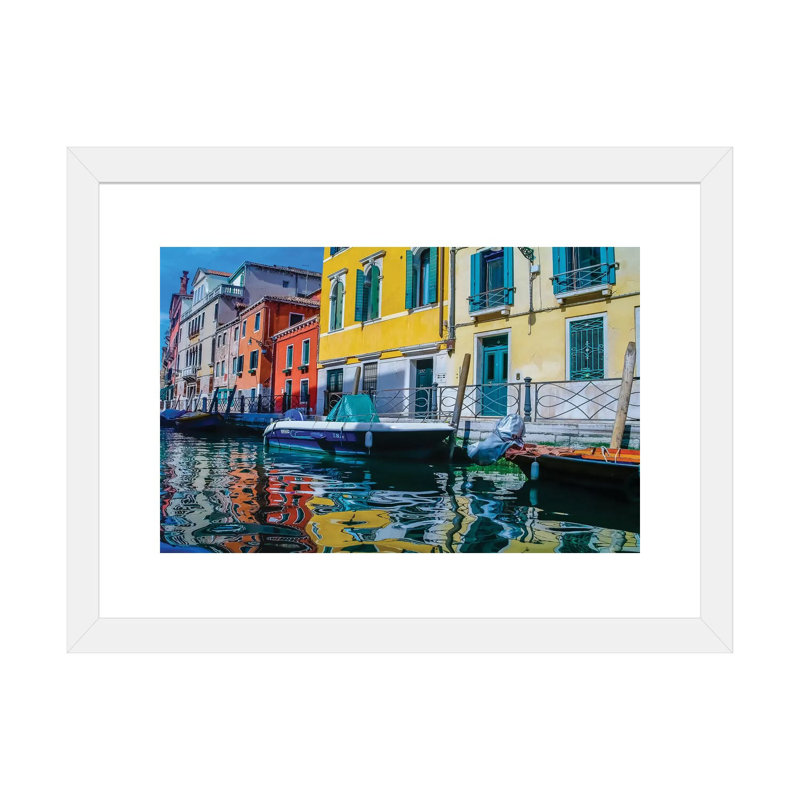 « Venice VI » par Ben Heine-reproduction de photo, H 16 po x l 24 po x P 1 po, Papier encadré blanc, Blanc