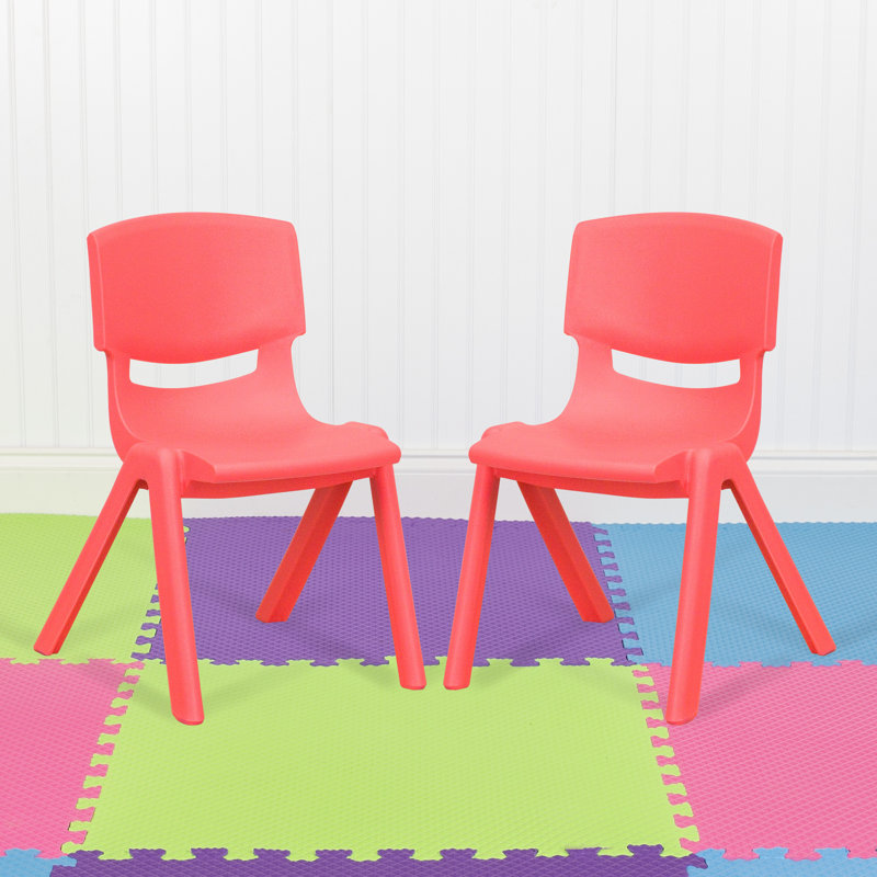 Chaise d'école en plastique empilable avec siège d'une hauteur de 10,5 po, Rouge, H 20 po x l 12,5 po x P 14 po