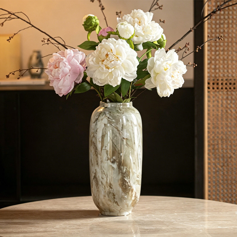 Vase en céramique, H 12,4 po x l 5,9 po x P 5,9 po
