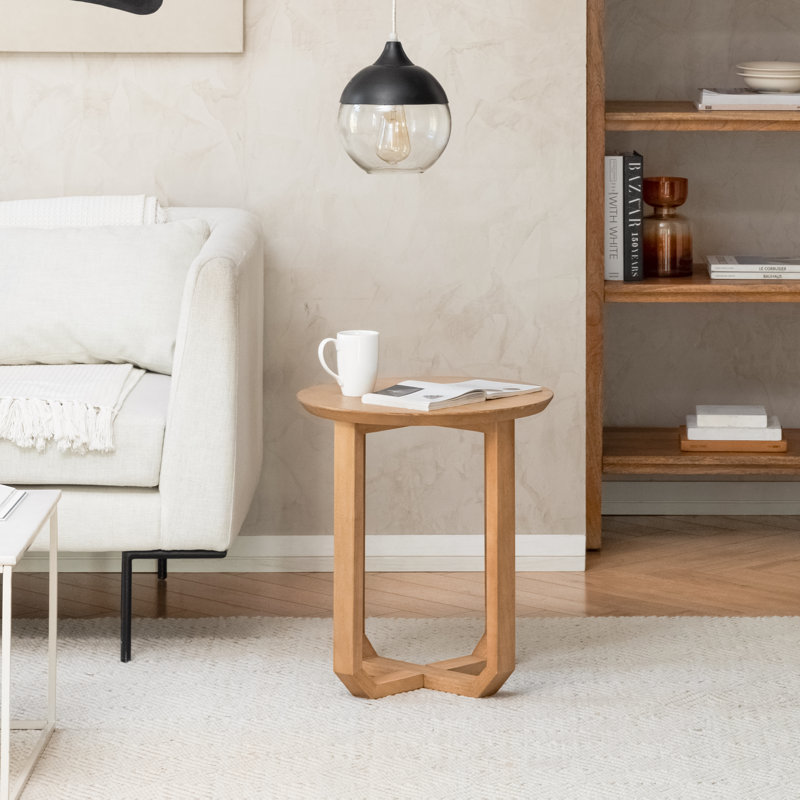 Table de bout ronde en bois massif Ealyn avec pieds croisés, Blond naturel