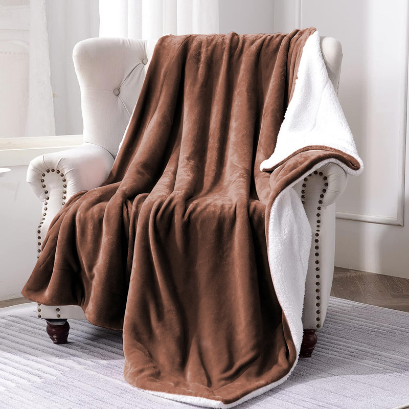 Sanborn Soft Reversible Sherpa Fleece Fur Thick Blanket Throw, 130cm x 150cm, Coffee
