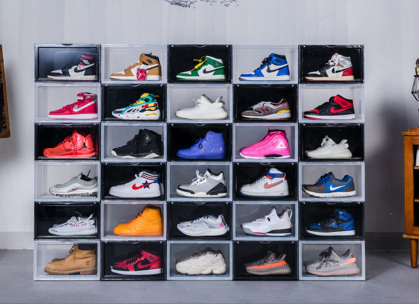 Retail Shoe Displays, Shoe Stands and Shelves